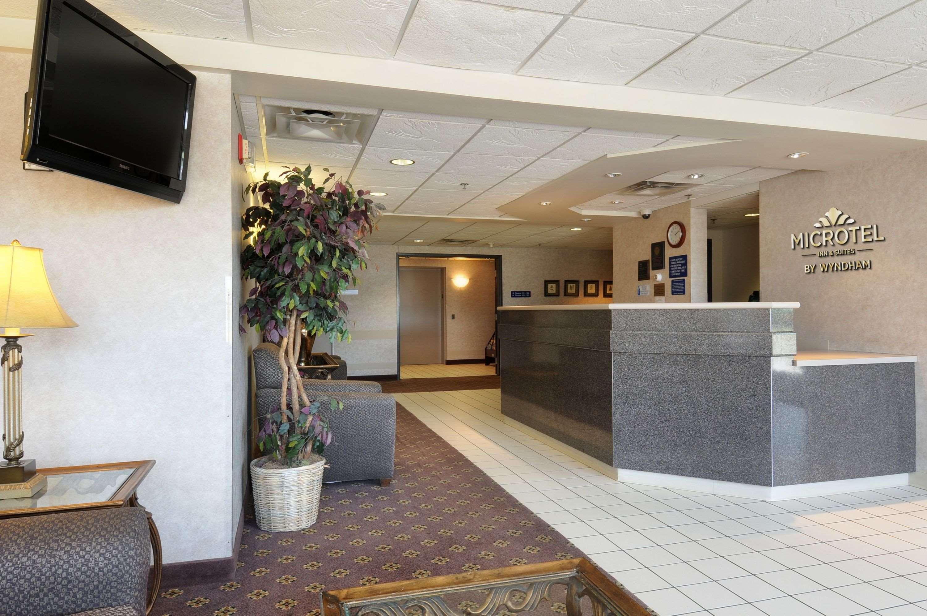 Microtel Inn & Suites By Wyndham Bloomington Msp Airport Interiér fotografie